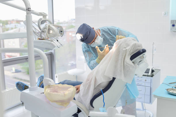 Best Emergency Root Canal Treatment in Kenneth City, FL